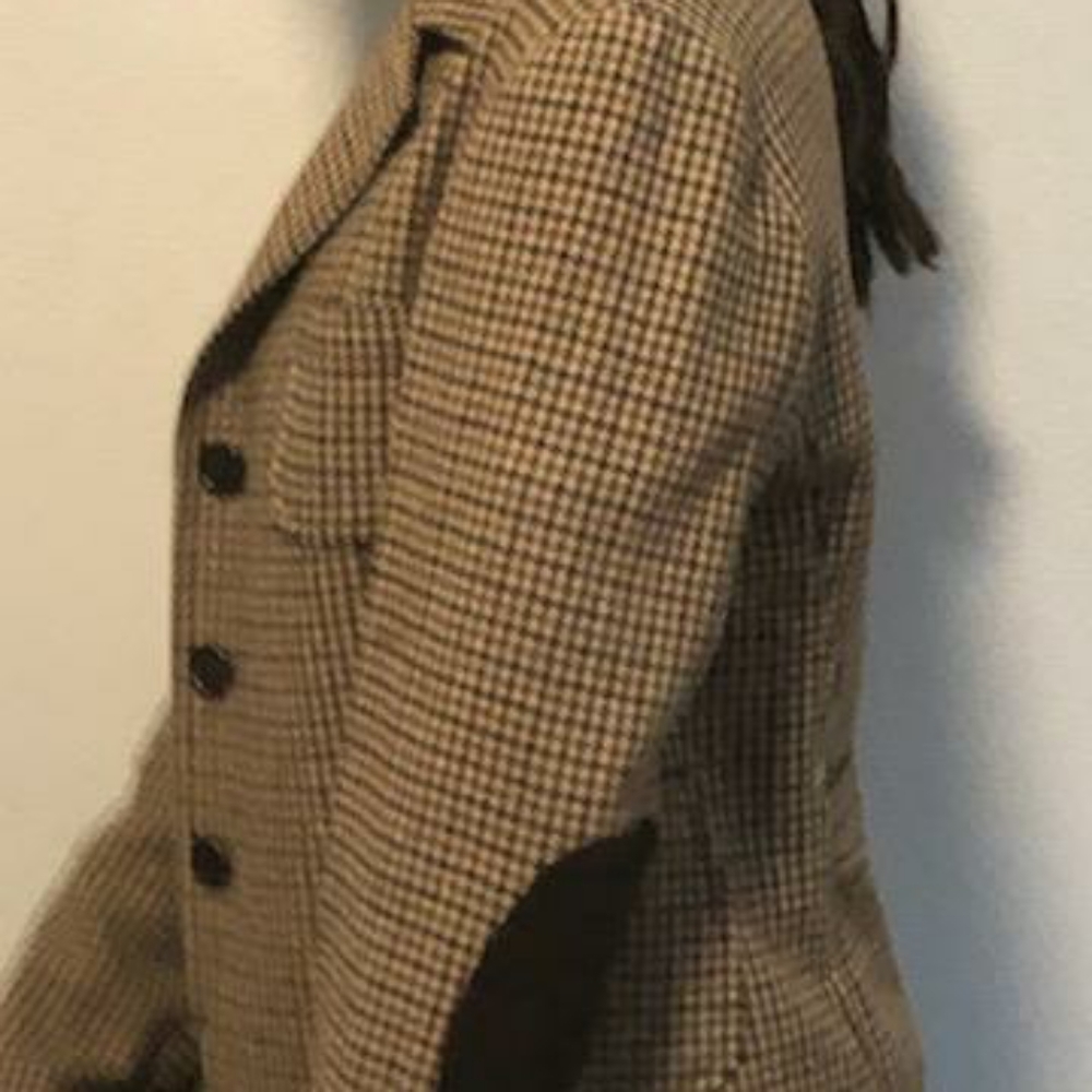 Wool blazer for women